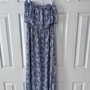 Blue and White Sleeveless Maxi Dress